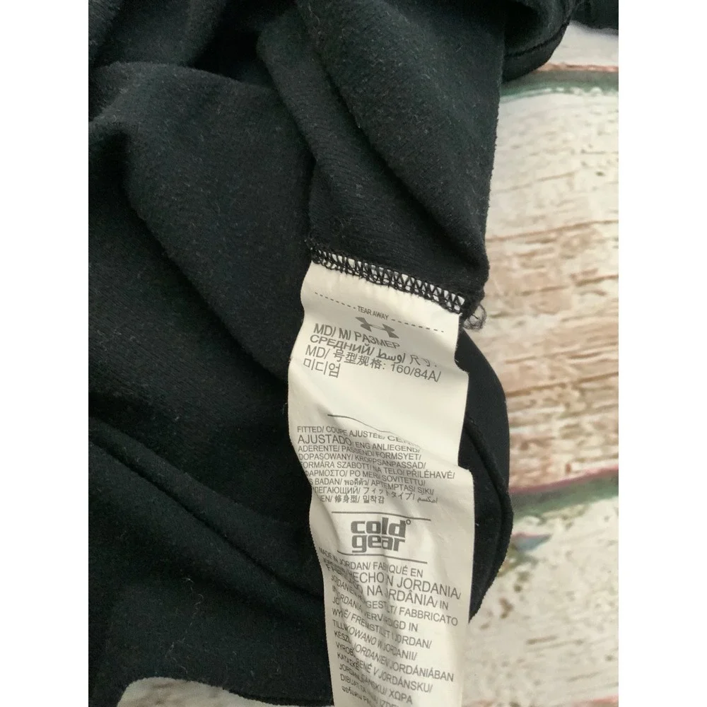 Under Armour ColdGear MED Black Long Sleeve Fitted Compression Shirt Base Layer - Picture 2 of 2
